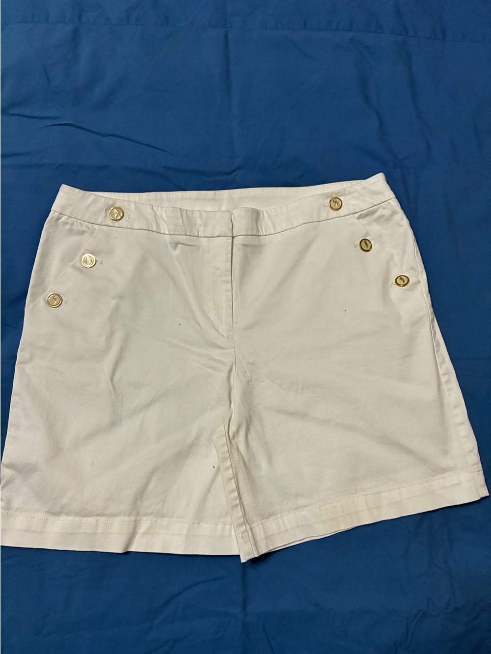 Ladies white shorts